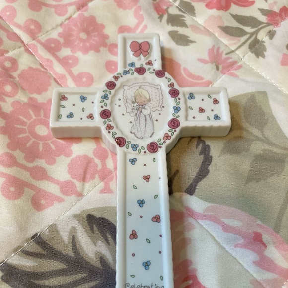 NWT 1991 Precious Moments Velvet Christening Cross - Picture 4 of 10